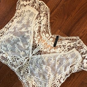 Crochet/ lace short sleeve top